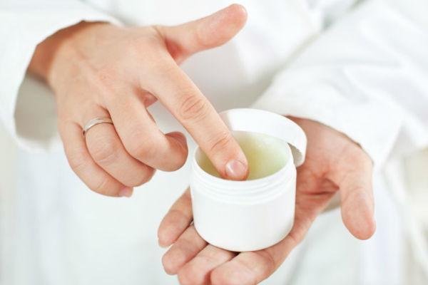 Мази от насморка: 7 самых эффективных - Оториноларингология - Статьи ...