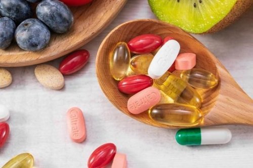 Существуют препараты, которые стимулируют загар и при этом защищают кожу от негативного влияния солнца