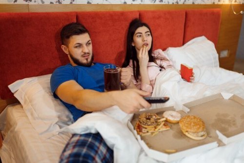 Какие продукты лучше не есть на ночь