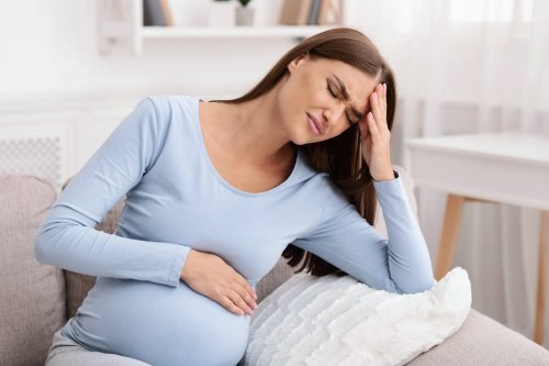Тяжелый токсикоз может привести к депрессии до и после родов