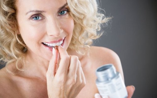 6 витаминов и добавок, которые помогут женщинам после 40 сохранять здоровье и молодость