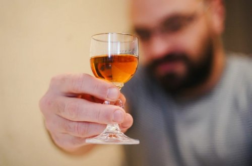Какие алкогольные напитки «бьют» по организму сильнее всего: неожиданный рейтинг